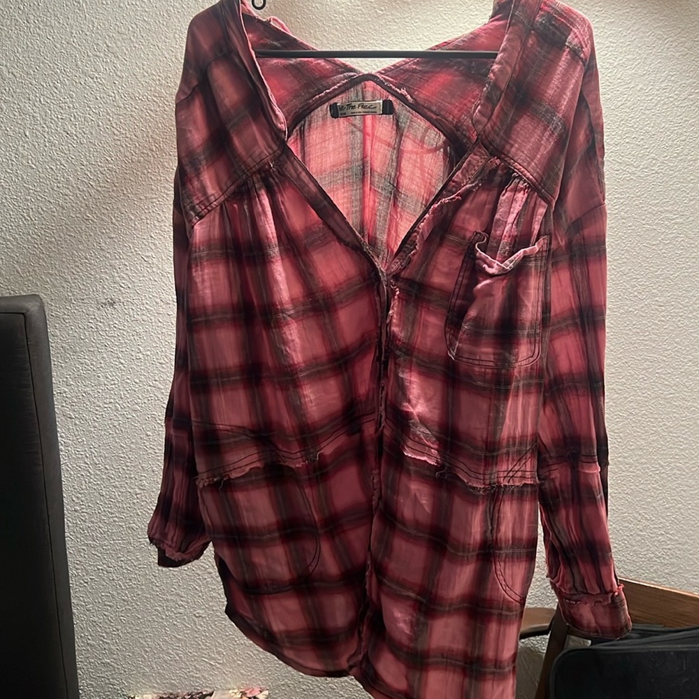 We the free plaid pink patterned oversize lightweight button up size medium